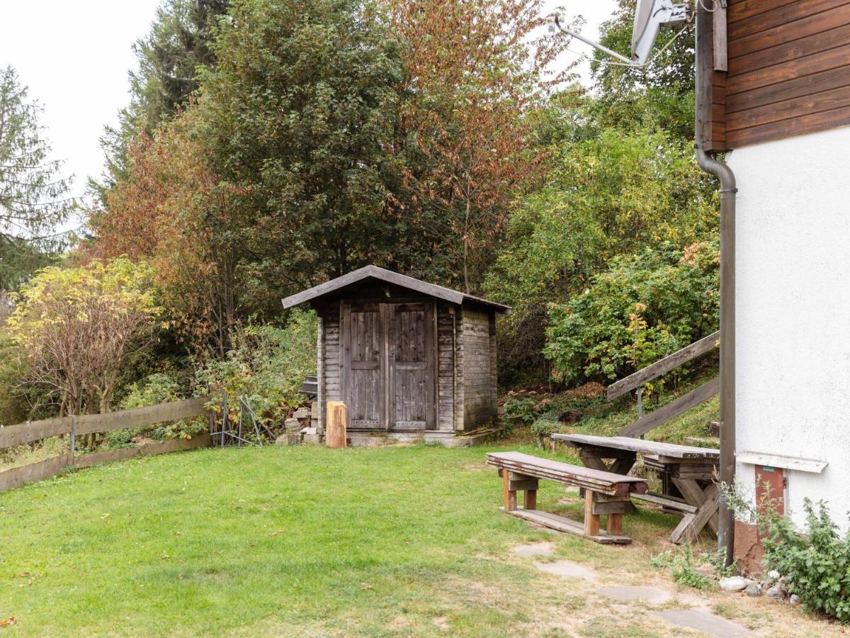 Chalet In Hinterrod Thuringia With Sauna Eisfeld Bagian luar foto